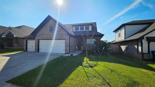 19108 Grove Parkway, Edmond, OK, 73012 | Card Image