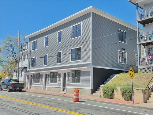 1a-1965 Smith St, North Providence, RI, 02911-1716 | Card Image