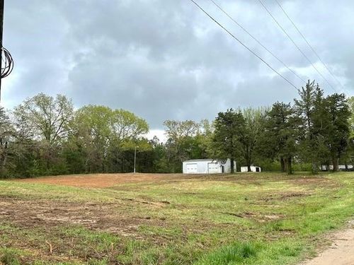 175 Drake Loop, Savannah, TN, 38372-6021 | Card Image