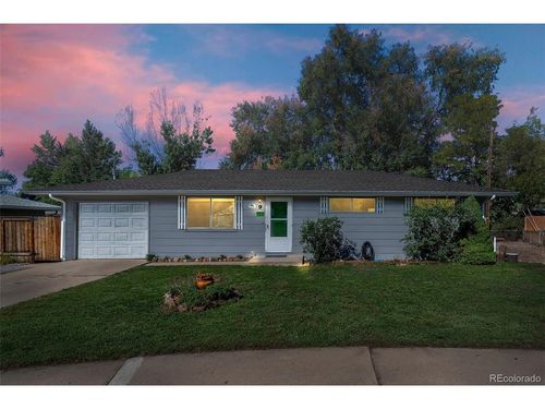 9 Elizabeth Ct, Longmont, CO, 80501-5820 | Card Image