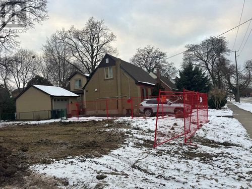 {{alt}} | Card Image