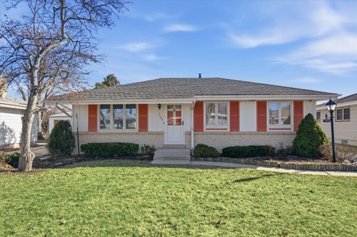 7106 N 37th St, Milwaukee, WI, 53209-2304 | Card Image