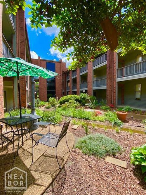 1300 S Church St, Jonesboro, AR, 72401-4130 | Card Image