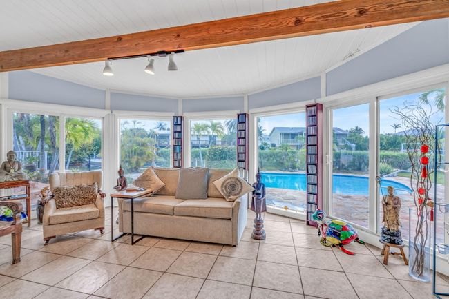 Living Room | Image 4