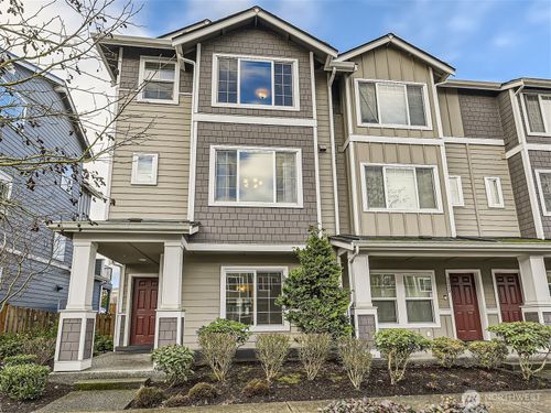 3325 30th Dr, Everett, WA, 98201-4955 | Card Image