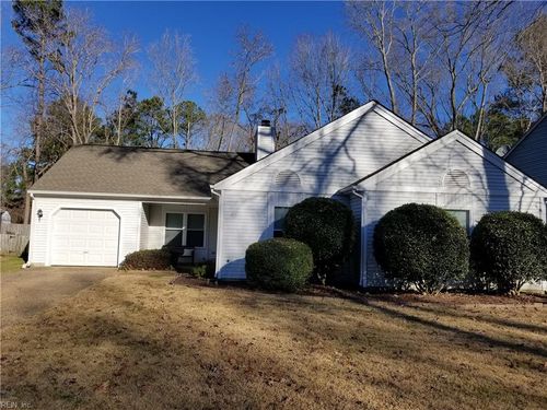 237 Seasons Trl, Newport News, VA, 23602-8301 | Card Image