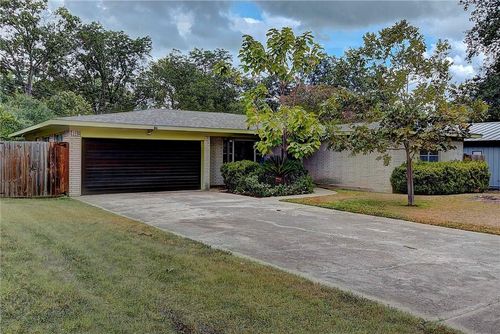 1706 Ridgemont Dr, Austin, TX, 78723-2636 | Card Image