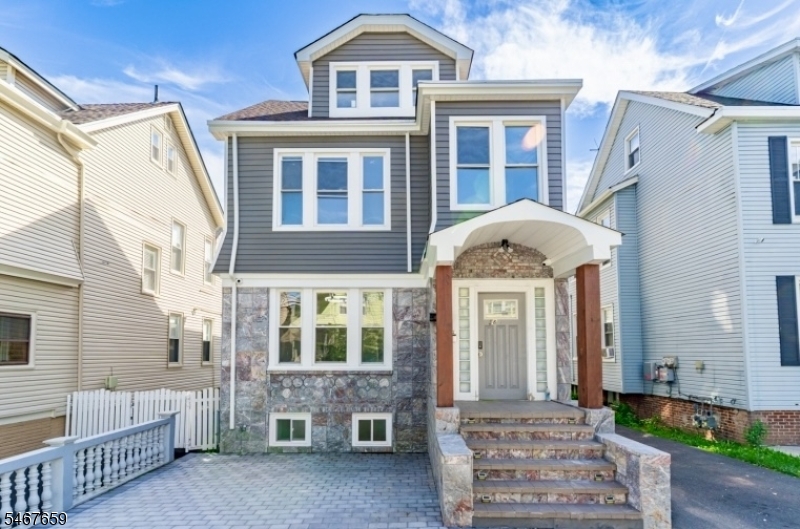 Residential Lease in Hillside Twp.