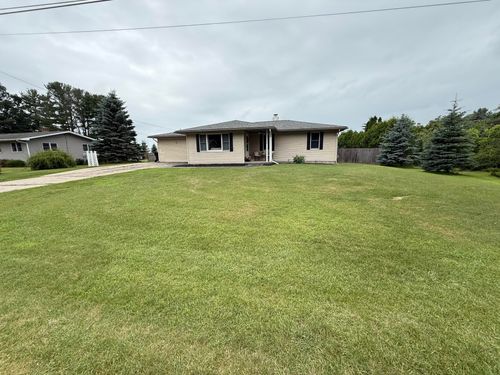 1400 Perry St, Manistee, MI, 49660-1144 | Card Image