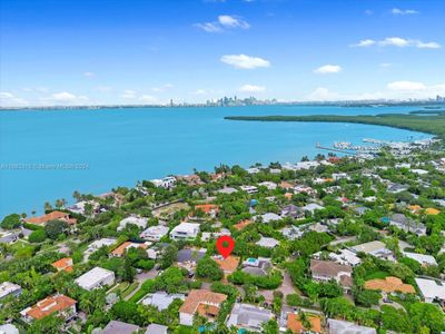 361 W Heather Dr, House other with 4 bedrooms, 3 bathrooms and null parking in Key Biscayne FL | Image 2