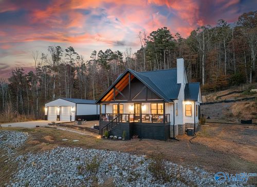 2216 White Elephant Rd, Grant, AL, 35747-7945 | Card Image