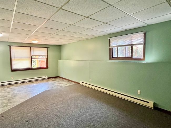 15 Old County Rd, Home with 6 bedrooms, 3 bathrooms and 4 parking in Holland MA | Image 9