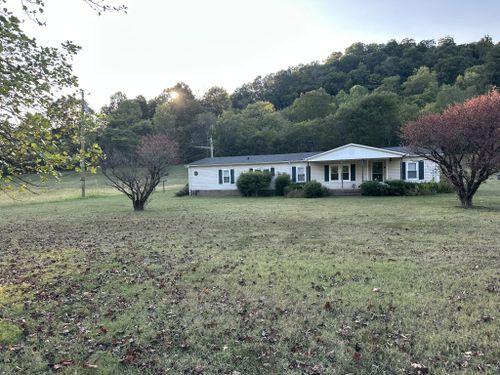 57 Kemp Hollow Rd, Pleasant Shade, TN, 37145 | Card Image