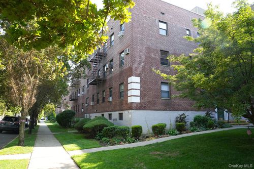 apt-2b-4718 217th St, Bayside, NY, 11361-3565 | Card Image