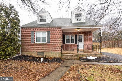 654 Mervine St, POTTSTOWN, PA, 19464-4136 | Card Image