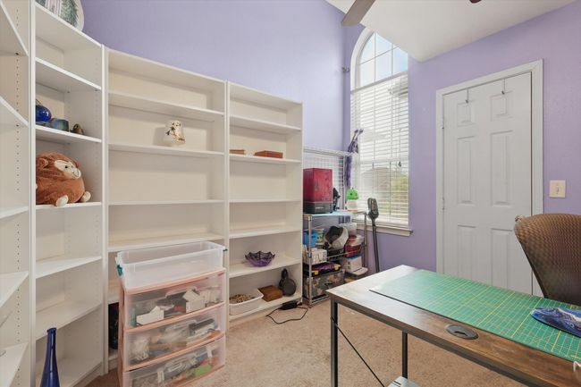 Office with carpet floors | Image 27