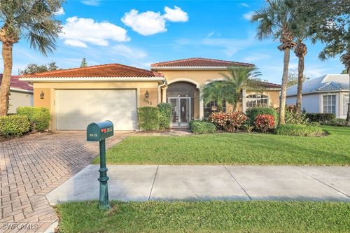 3815 Recreation Ln, NAPLES, FL, 34116-7332 | Card Image