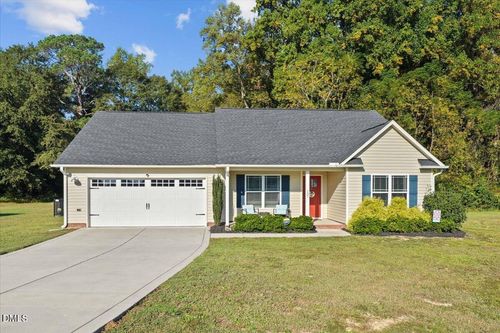 157 Goose Creek Cir, Dunn, NC, 28334-2355 | Card Image