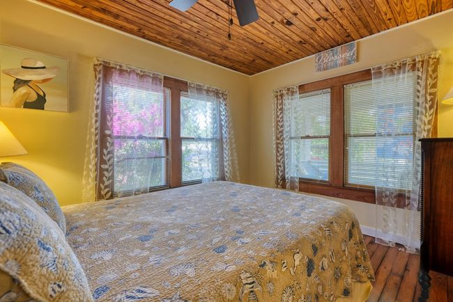 12403 Cedar St, House other with 2 bedrooms, 1 bathrooms and null parking in Cedar Key FL | Image 14