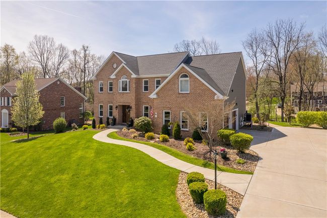 204 Elmhurst Cir, House other with 4 bedrooms, 4 bathrooms and 2 parking in Cranberry Township PA | Image 47