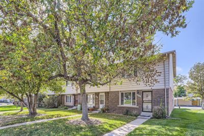 1281 S Uvalda Street, Townhouse with 2 bedrooms, 1 bathrooms and 2 parking in Aurora CO | Image 1