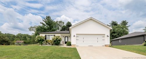 1424 Utica Sellersburg Rd, Jeffersonville, IN, 47130-8213 | Card Image