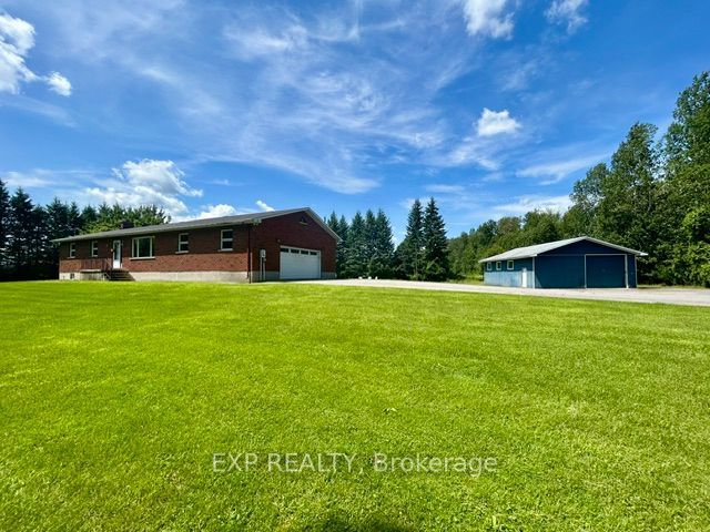 Residential in Greely - Metcalfe - Osgoode - Vernon and Area