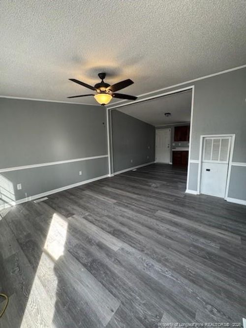 126 Oak St, Fayetteville, NC, 28306-4005 | Card Image