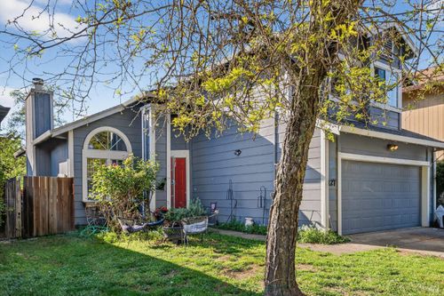 127 Marguerite Ln, Cloverdale, CA, 95425-4408 | Card Image