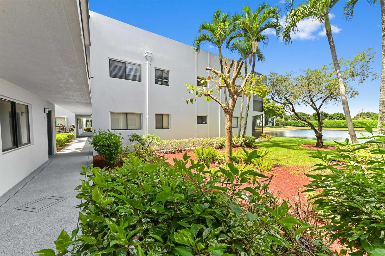 Residential Lease in Delray Beach 4