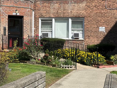 apt-2c-6809 138th St, Flushing, NY, 11367-1602 | Card Image