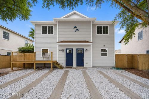 639 6th Ave S, Jacksonville Beach, FL, 32250-5225 | Card Image