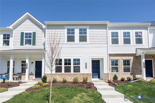 5500 Greenpark Way, Sandston, VA, 23150-1120 | Card Image
