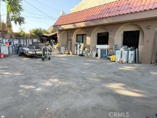 8415 Seville Ave, South Gate, CA, 90280-2024 | Card Image