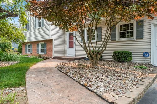 1751 Scribner Rd, Penfield, NY, 14526-9785 | Card Image
