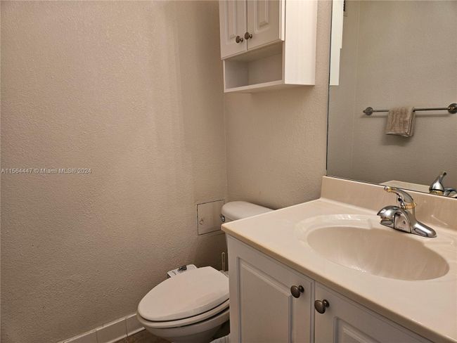 PH17 - 2501 S Ocean Dr, Condo with 1 bedrooms, 1 bathrooms and null parking in Hollywood FL | Image 13