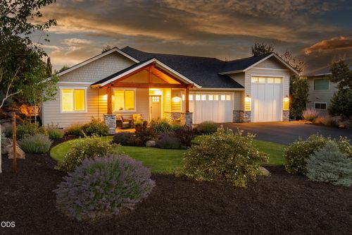 1385 Spring Ridge Ct, Redmond, OR, 97756-7130 | Card Image