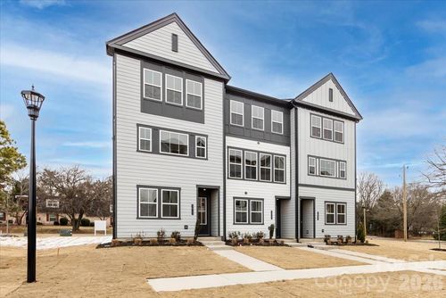 3013 Circles End, Charlotte, NC, 28226-3020 | Card Image