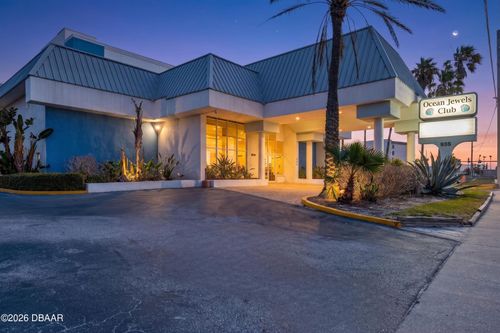 310-935 S Atlantic Ave, DAYTONA BEACH, FL, 32118-4762 | Card Image