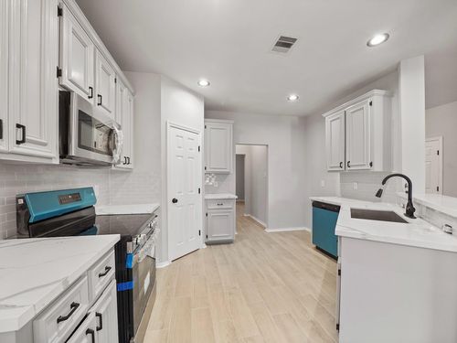 14206 Windy Ridge Ln, Rosharon, TX, 77583-2173 | Card Image