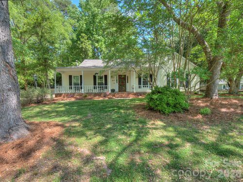 401 Sandymead Rd, Matthews, NC, 28105-2576 | Card Image