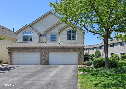 386 Jamestown Ct, Aurora, IL, 60502-6235 | Card Image