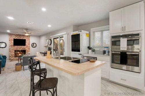 629 N 28th West Ave, Tulsa, OK, 74127-5106 | Card Image