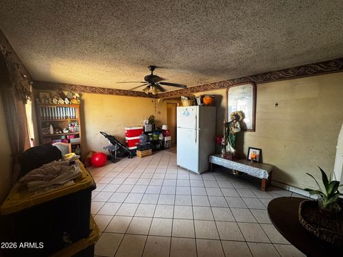 3315 E Oak St, Phoenix, AZ, 85008-2116 | Card Image