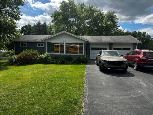 9107 Marshall Rd, Cranberry Twp, PA, 16066-3611 | Card Image