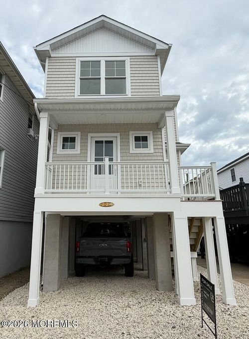 224 Bay Ter, Seaside Heights, NJ, 08751-2412 | Card Image