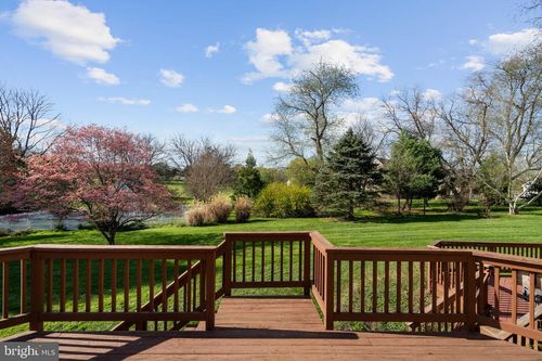 17001 Lakewood Ct, Purcellville, VA, 20132-9028 | Card Image