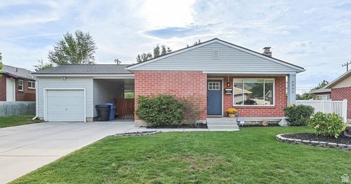 6840 S Willow Way, Cottonwood Heights, UT, 84121-2818 | Card Image