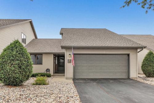 e-810 East River Drive, DE PERE, WI, 54115 | Card Image