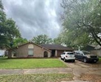 2024 Stonesthrow Drive, House other with 3 bedrooms, 2 bathrooms and null parking in Bay City TX | Image 1